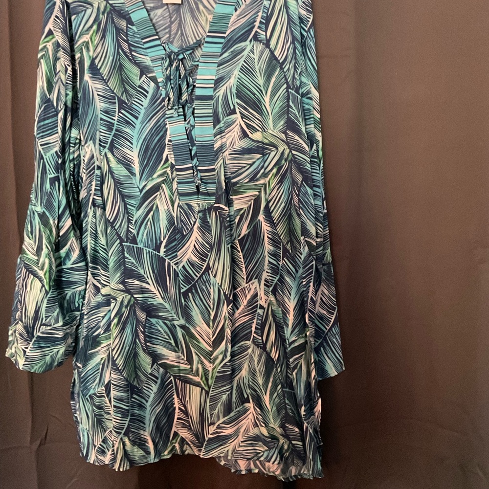 NWOT - La Blanca - Leaf Print Women's Top / Bathing suit cover in XL